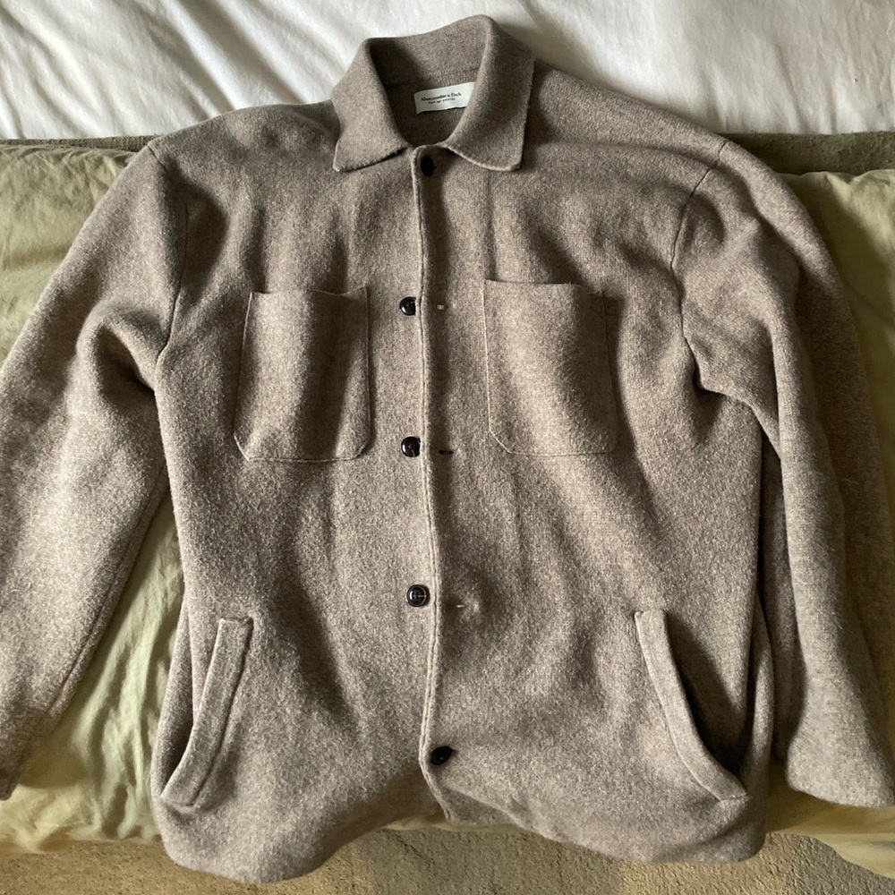 ✨ Abercrombie SoftAF Button-Up Sweater Jacket – Men’s XL ✨